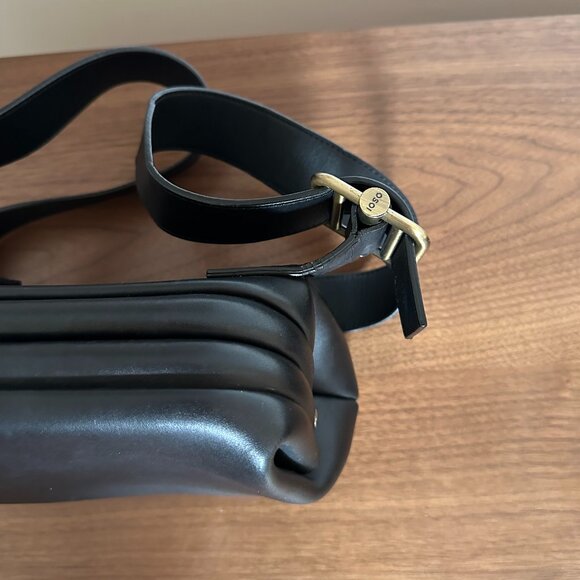 OSOI black leather belt crossbody bag - Picture 2 of 8